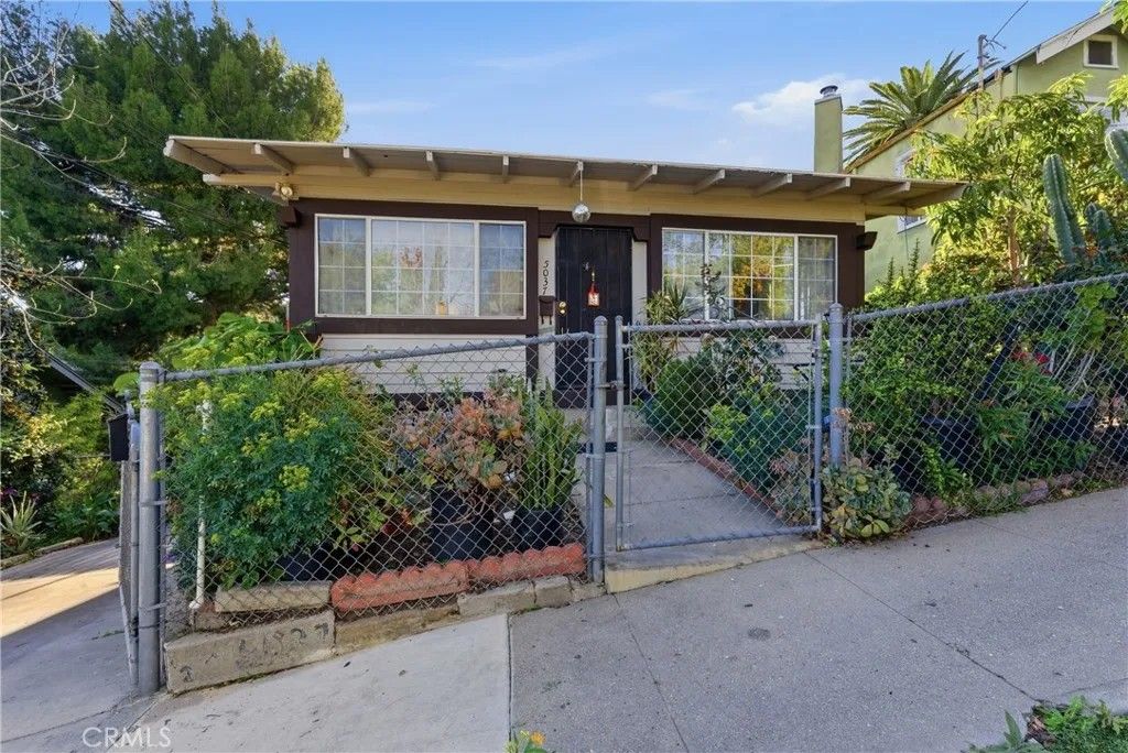 Photo of 5037 Montezuma Street, Highland Park, CA 90042 (MLS # DW26044991)