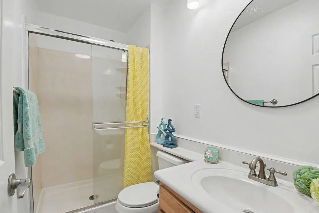 3535 Madison Avenue 131