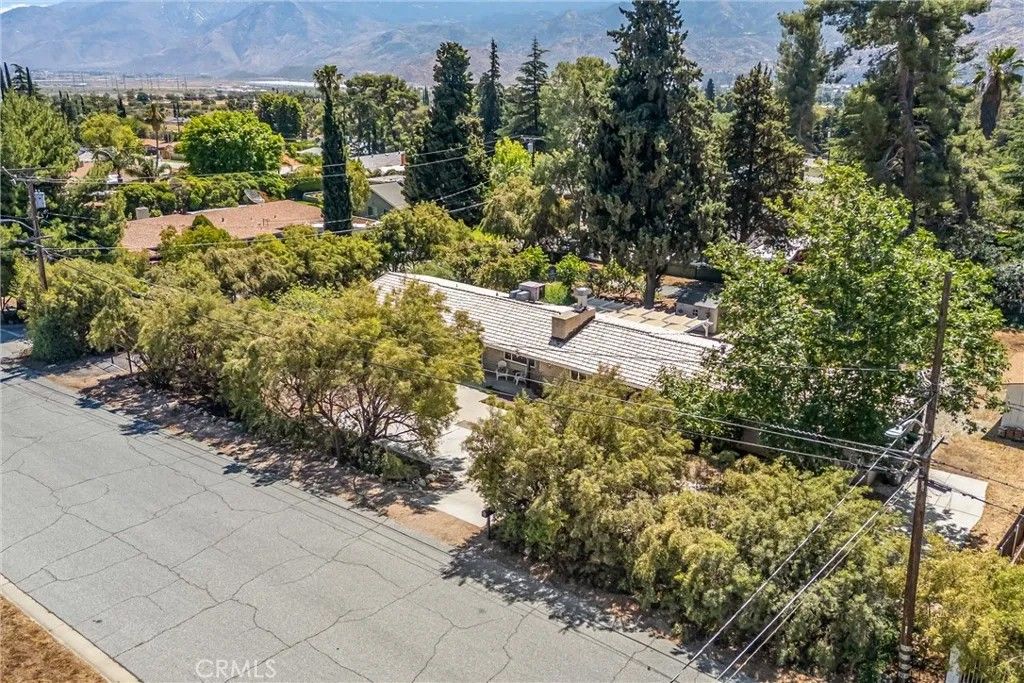 Photo of 90 Summit Dr, Banning, CA 92220 (MLS # IG26078724)