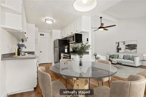 Photo of 700 W La Veta Avenue #T4, Orange, CA 92868 (MLS # PW25248790)