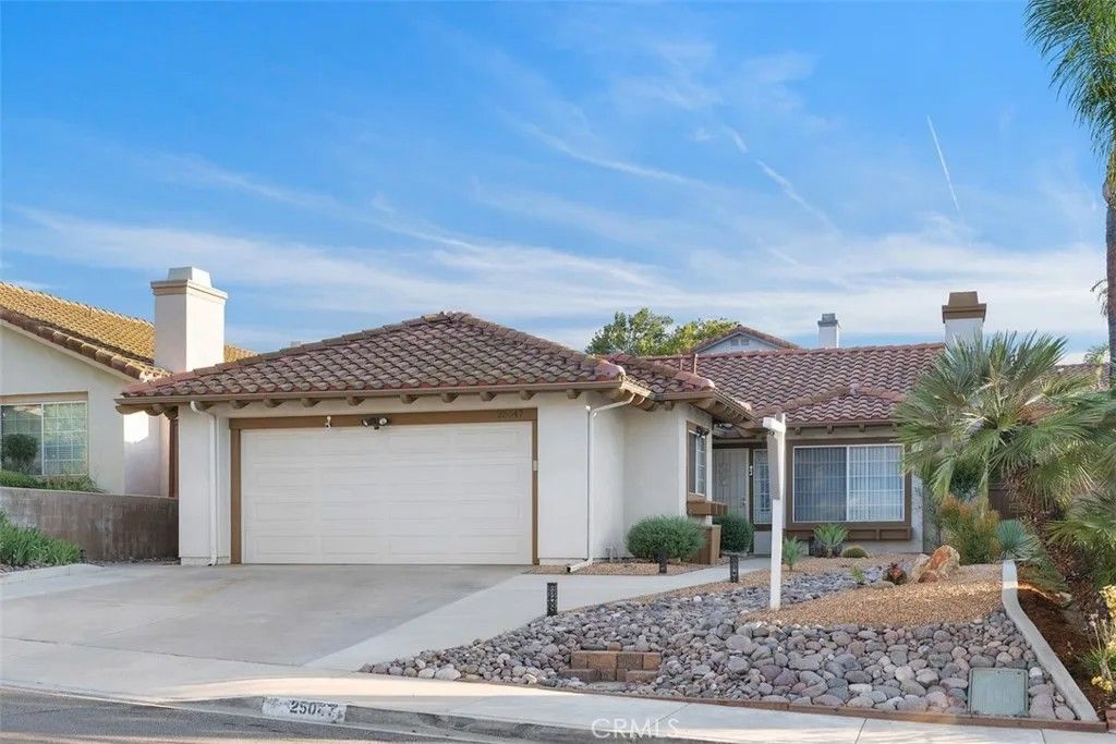 Photo of 25047 Parkcrest Drive, Murrieta, CA 92562 (MLS # SW25162697)