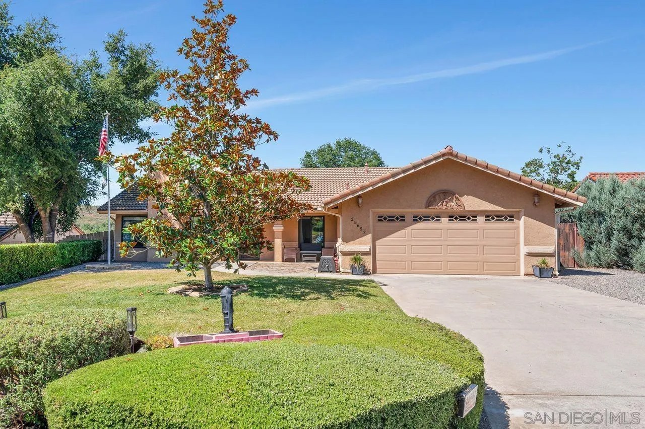 25657 Bellemore Dr