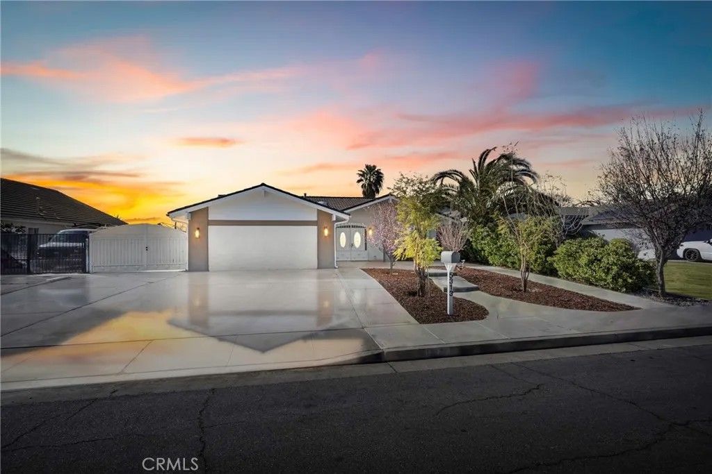 Photo of 5313 Annette St, Bakersfield, CA 93313 (MLS # OC26057073)