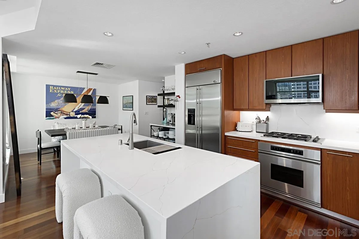 1199 Pacific Highway 603