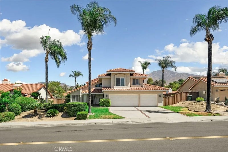 28704 Glenheather