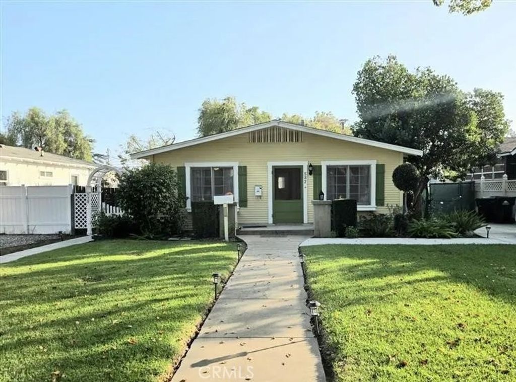 Photo of 532 E E Street, Ontario, CA 91764 (MLS # CV25248852)