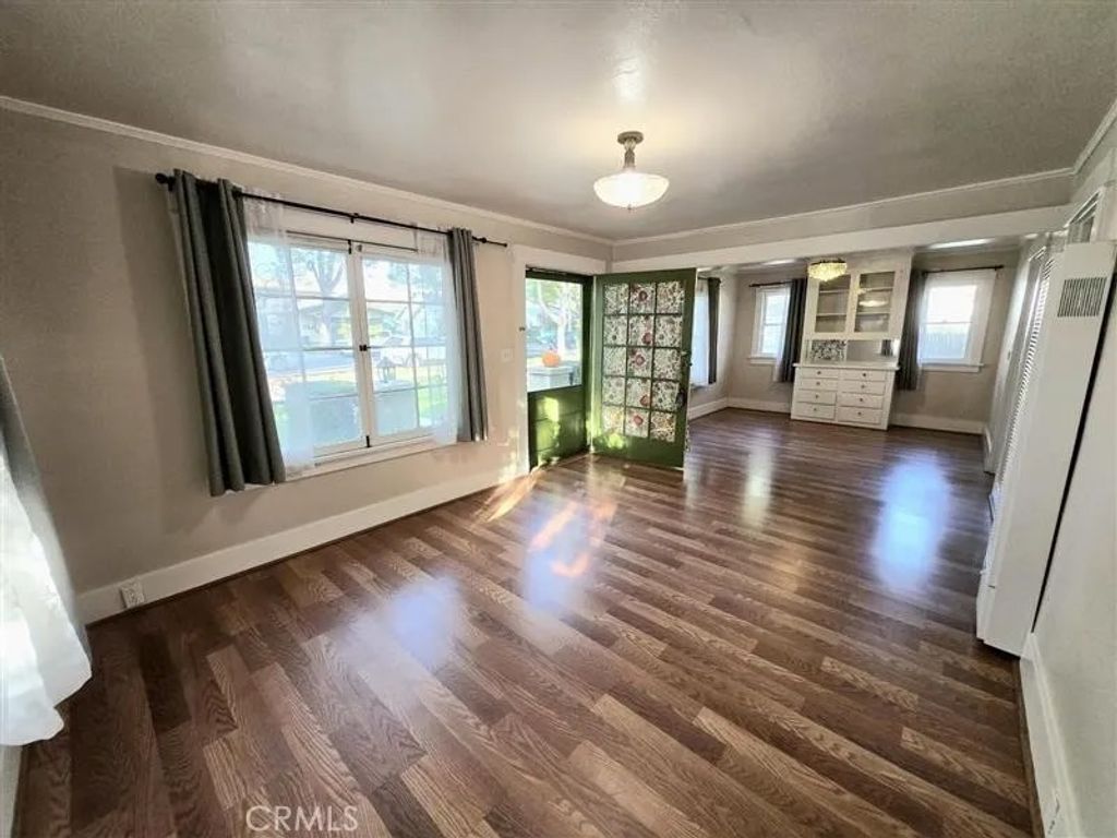 Photo of 532 E E Street, Ontario, CA 91764 (MLS # CV25248852)