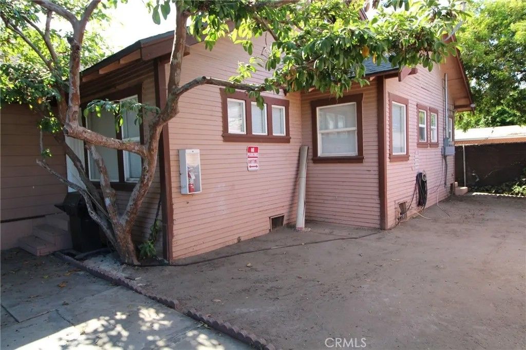 Photo of 7024 Middleton Street #B, Huntington Park, CA 90255 (MLS # OC26095881)
