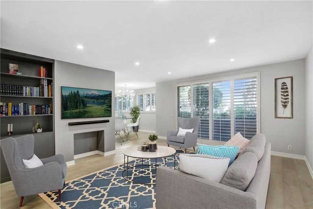 Photo of 4949 Genesta Ave #104, Encino, CA 91316 (MLS # SR26078619)