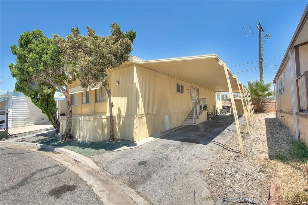 Photo of 36 Round Table, Riverside, CA 92507 (MLS # IG26009569)