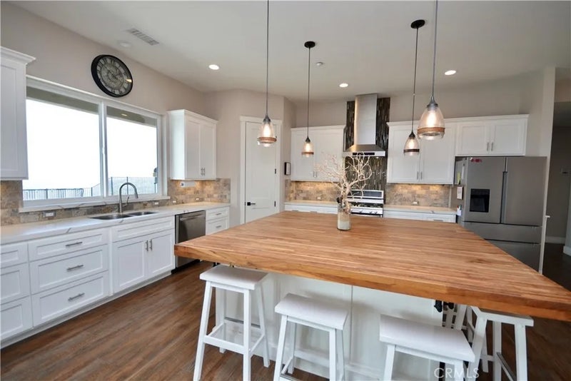 12451 Rancho Heights