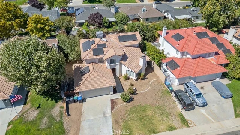 1137 Redwood Court