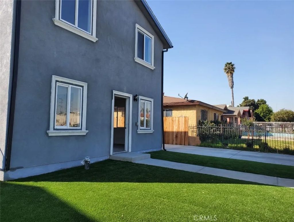 Photo of 220 W 112th St, Los Angeles, CA 90061 (MLS # PW25277156)