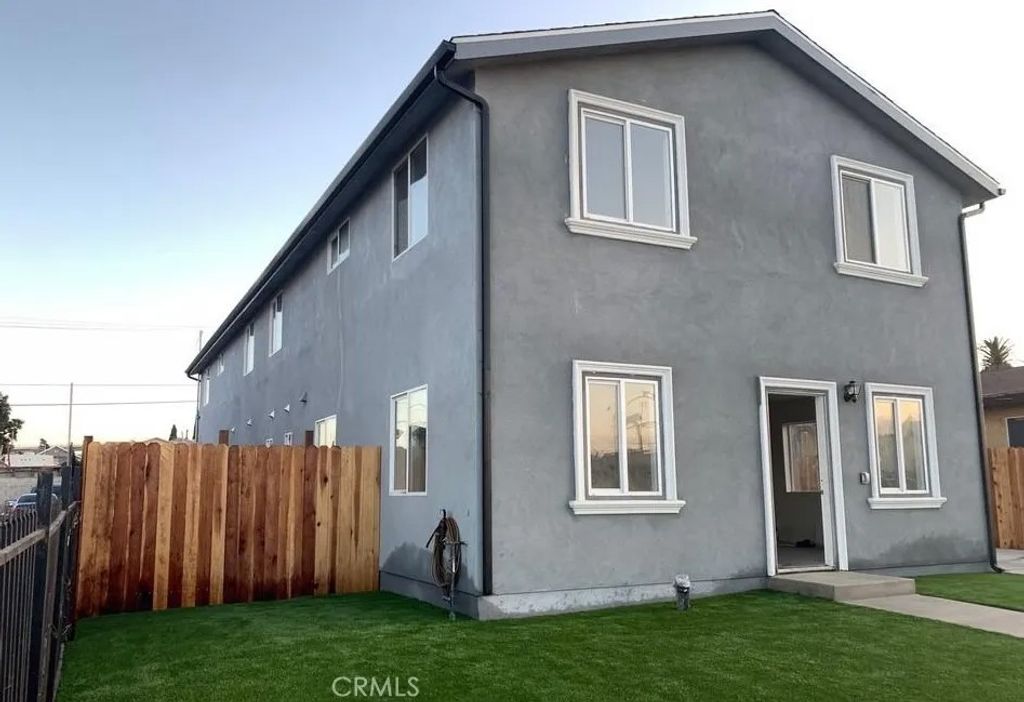 Photo of 220 W 112th St, Los Angeles, CA 90061 (MLS # PW25277156)