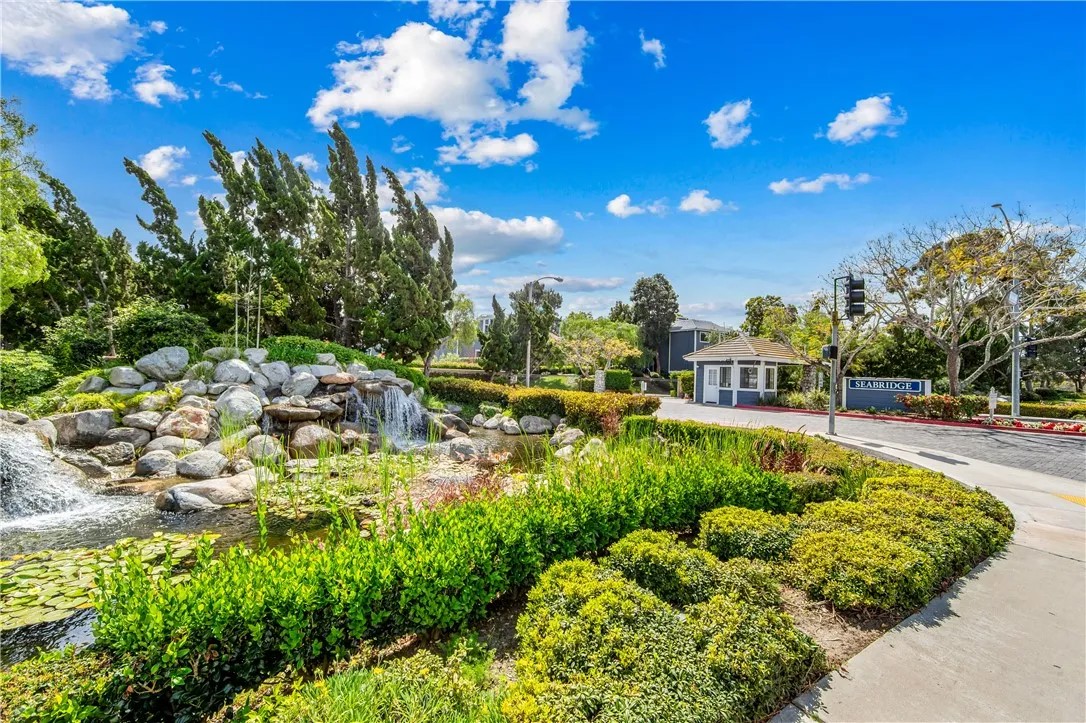 8192 Sandcove Cir 106