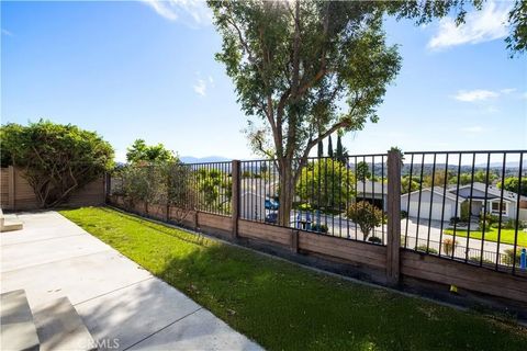 Tiny photo for 20066 Crestview Dr, Canyon Country, CA 91351 (MLS # SR25252618)