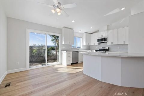 Tiny photo for 20066 Crestview Dr, Canyon Country, CA 91351 (MLS # SR25252618)