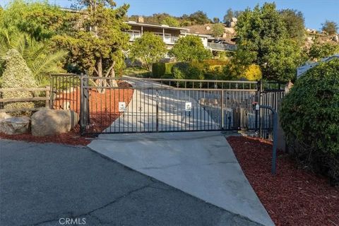Tiny photo for 775 Old Oak Ridge, San Marcos, CA 92069 (MLS # ND25232798)