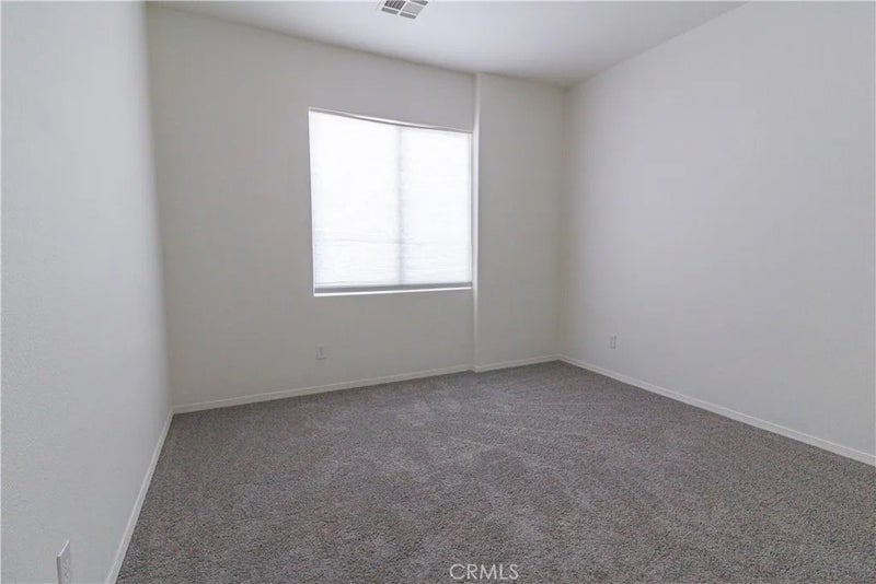 14239 Larkspur