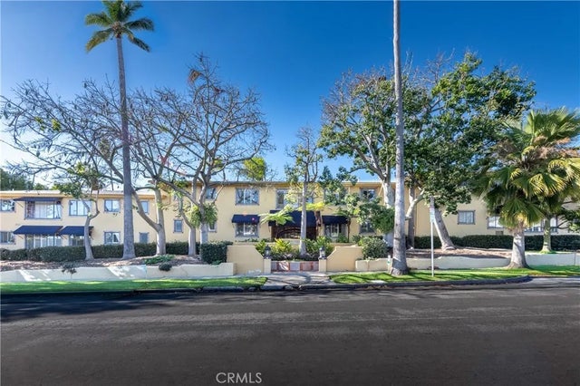 1615 N Laurel Avenue 203 #203, Los Angeles
