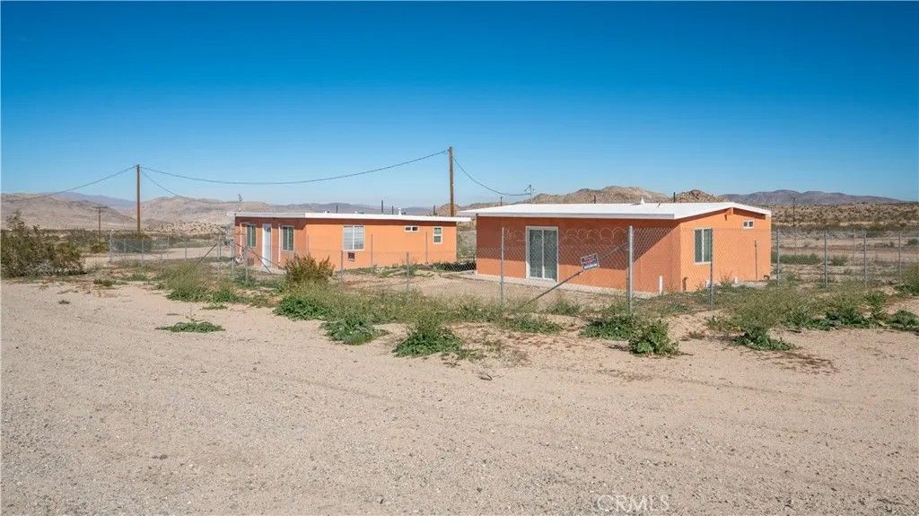 Photo of 5827 Old Woman Springs, Johnson Valley, CA 92285 (MLS # CV26015724)