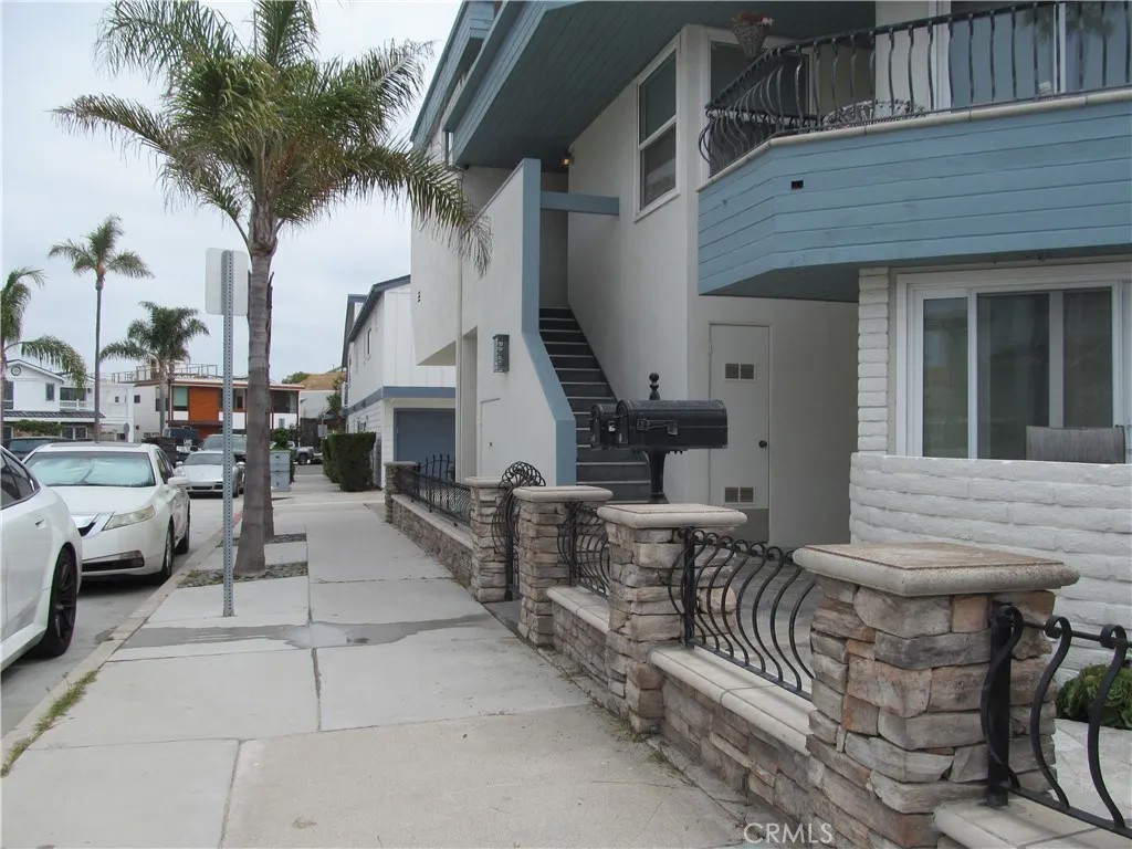 520 W W. Balboa Boulevard West