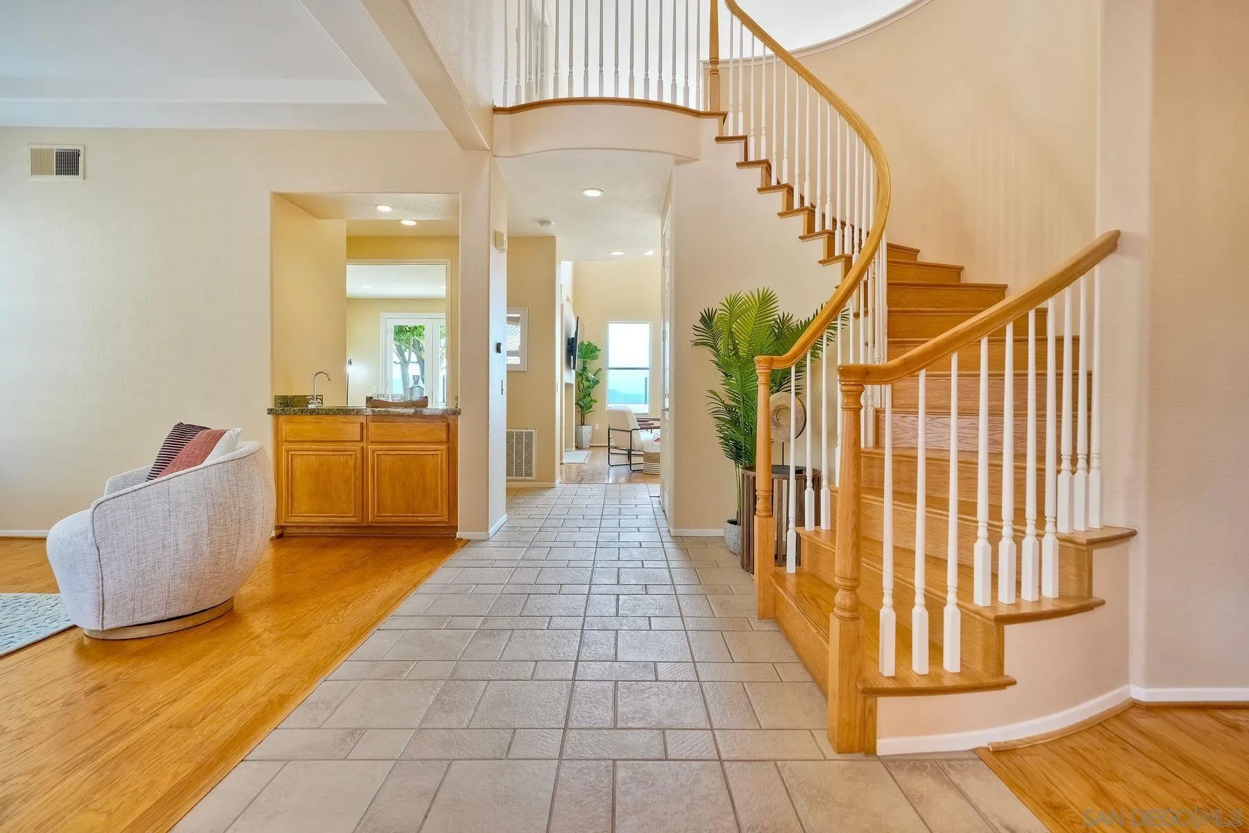 11671 Cypress Canyon Rd