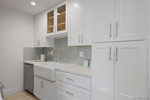 Tiny photo for 4730 Noyes St #106, San Diego, CA 92109 (MLS # 250038694)