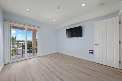 Tiny photo for 4730 Noyes St #106, San Diego, CA 92109 (MLS # 250038694)