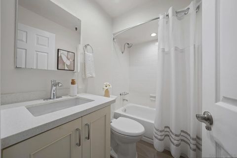 Tiny photo for 4730 Noyes St #106, San Diego, CA 92109 (MLS # 250038694)