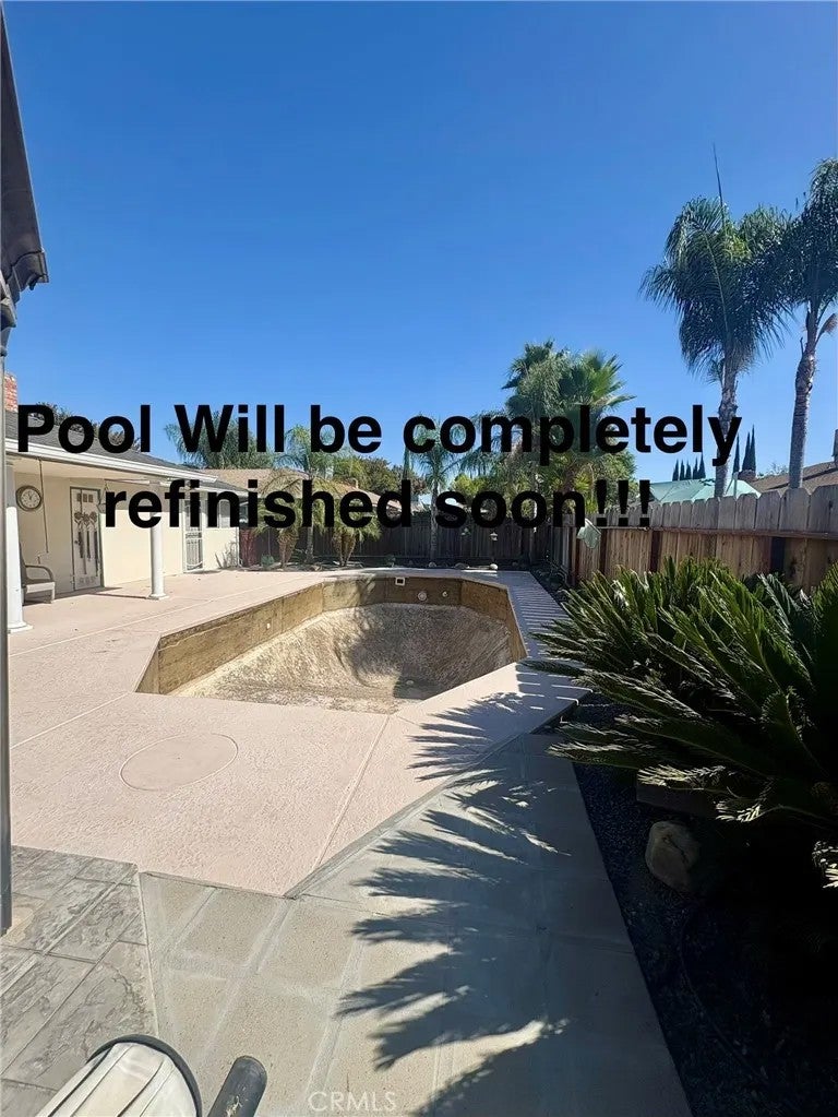208 Leslie Drive