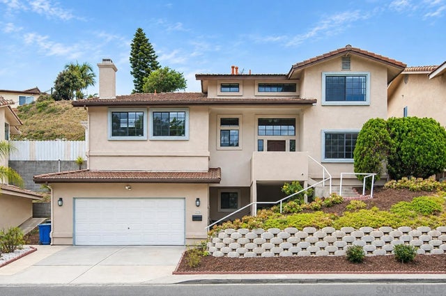 2376 Dusk Dr, San Diego