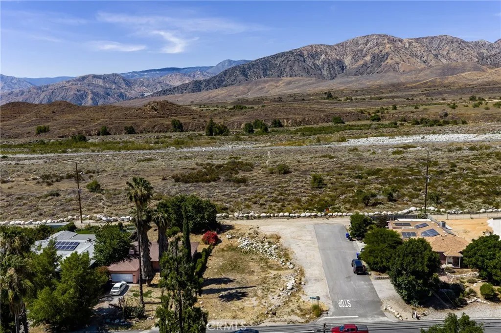 2789 Mill Creek