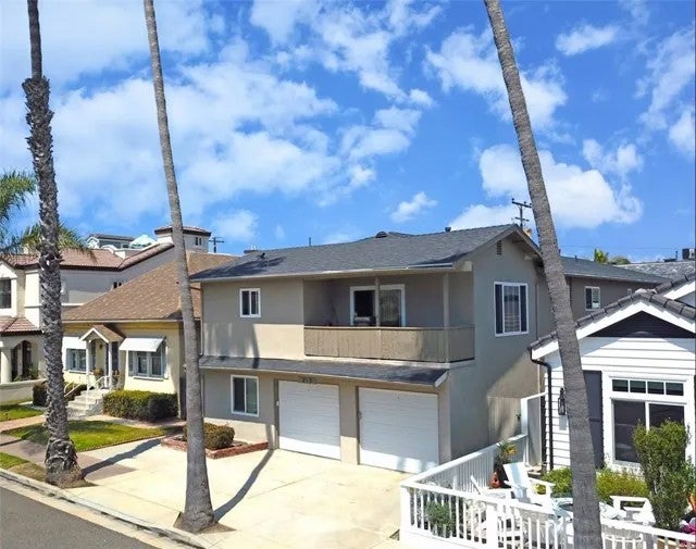 215 6th Street