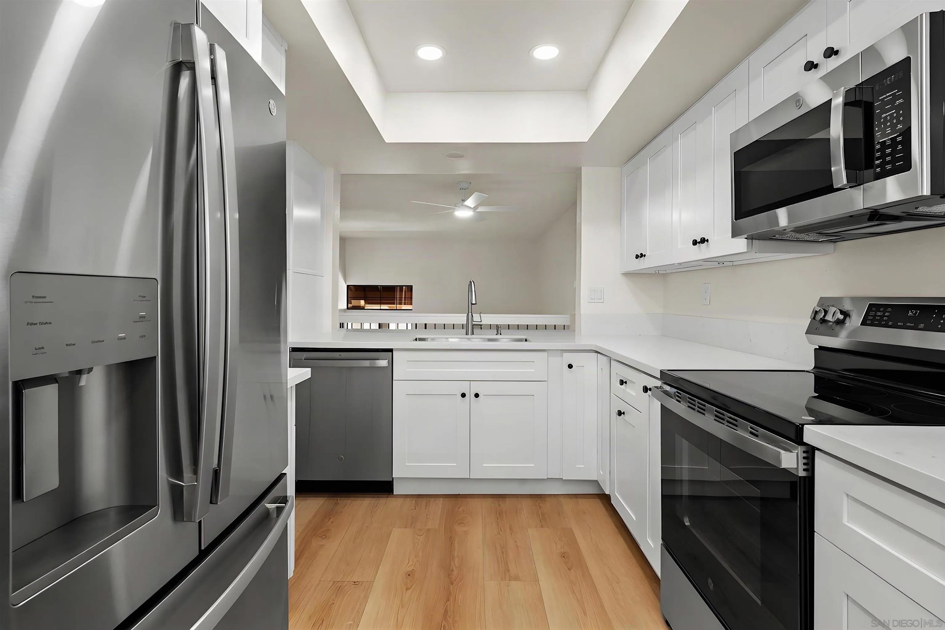 7966 Mission Vista