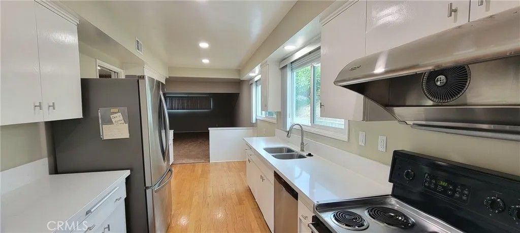 Photo of 1401 Stone Gate St, Monterey Park, CA 91754 (MLS # TR26003170)