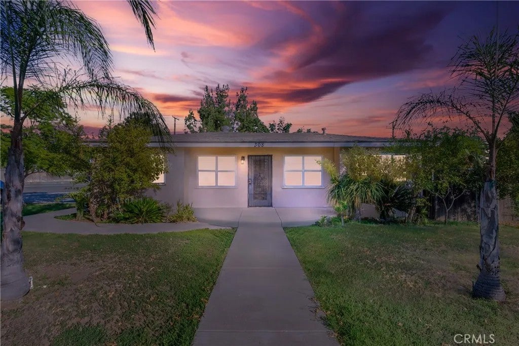 308 S Campus Avenue