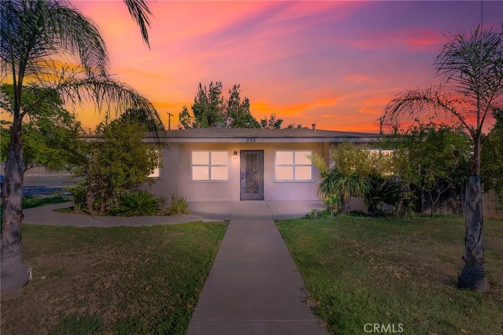308 S Campus Avenue