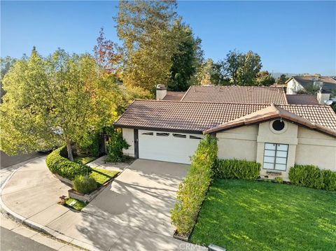 Photo of 23379 Calle Arino, Valencia, CA 91355 (MLS # SR25254453)