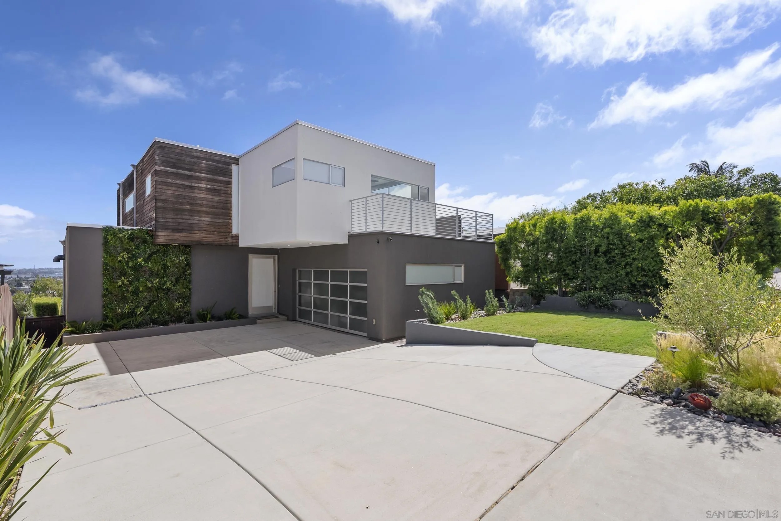 1621 Collingwood Dr.