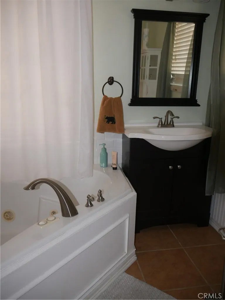 1610 Grass Valley