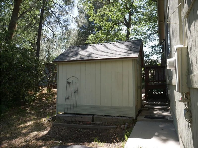 1610 Grass Valley