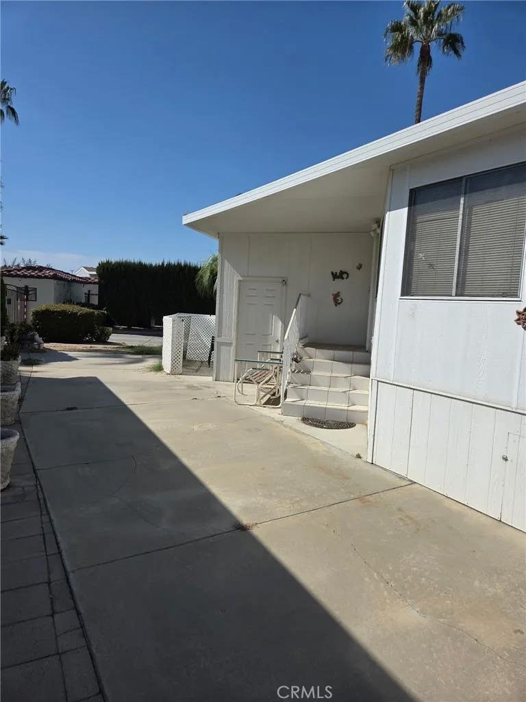 Photo of 1425 Prospect DR #75, San Jacinto, CA 92583 (MLS # CV26172343)