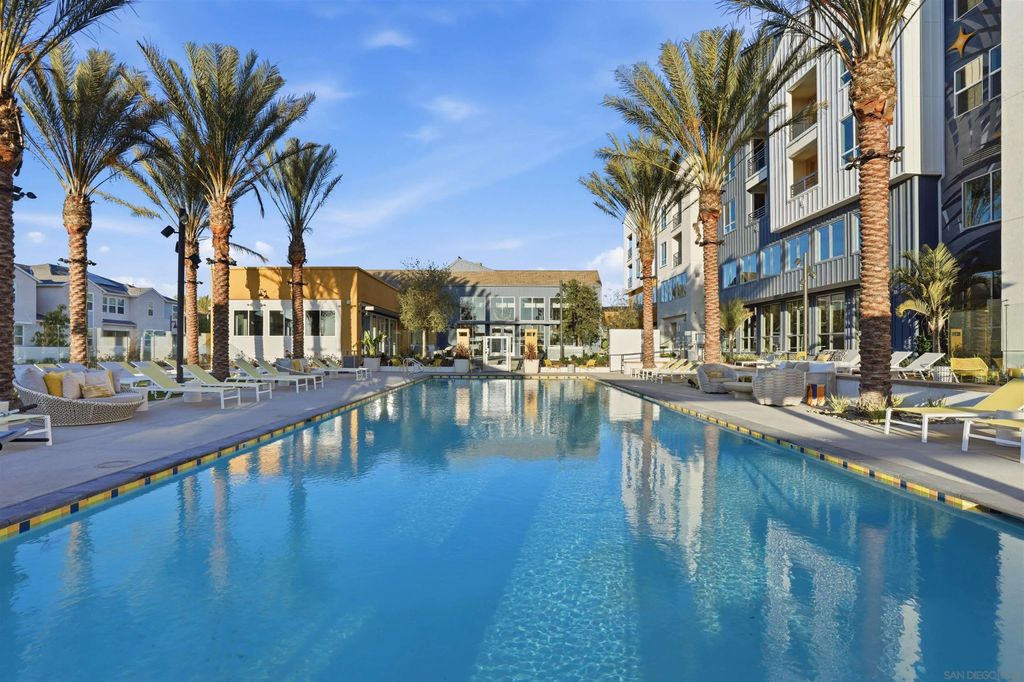 Photo of 6030 Moonglow Dr #303, Chula Vista, CA 91913 (MLS # 260012482)