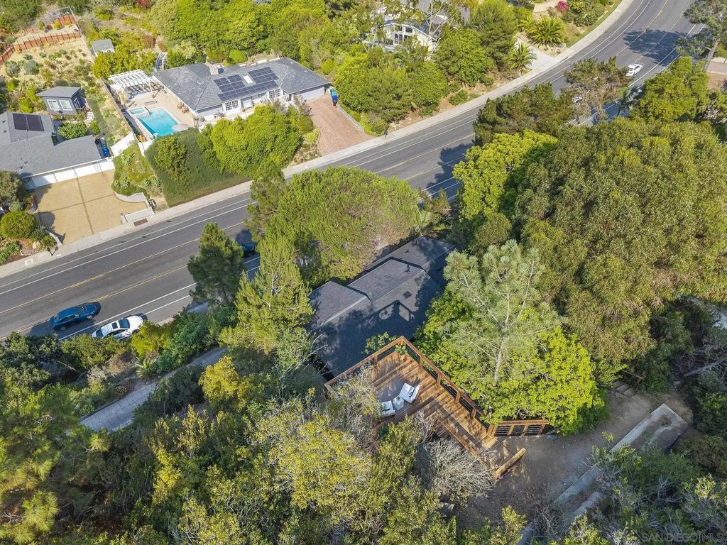 Photo of 1733 Nautilus Street, La Jolla, CA 92037 (MLS # 250042075)