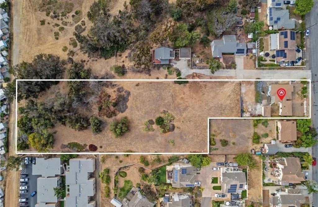 Photo of 160 N Del Mar AVE, Chula Vista, CA 91910 (MLS # 260016275)