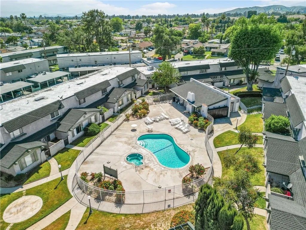 Photo of 3600 Mountain Avenue #14F, San Bernardino, CA 92404 (MLS # IG26061141)