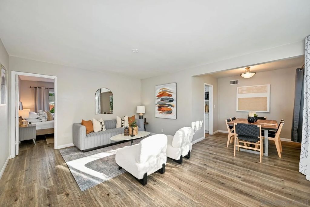 Photo of 720 Fern St, Escondido, CA 92027 (MLS # 2601032)