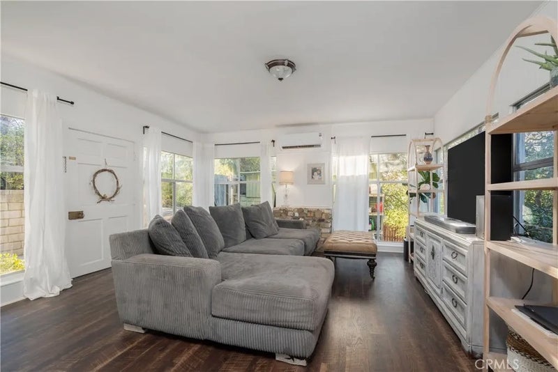 3582 Elm Drive