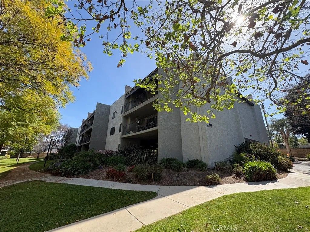 Photo of 246 E Fern Avenue #103, Redlands, CA 92373 (MLS # IV26072023)